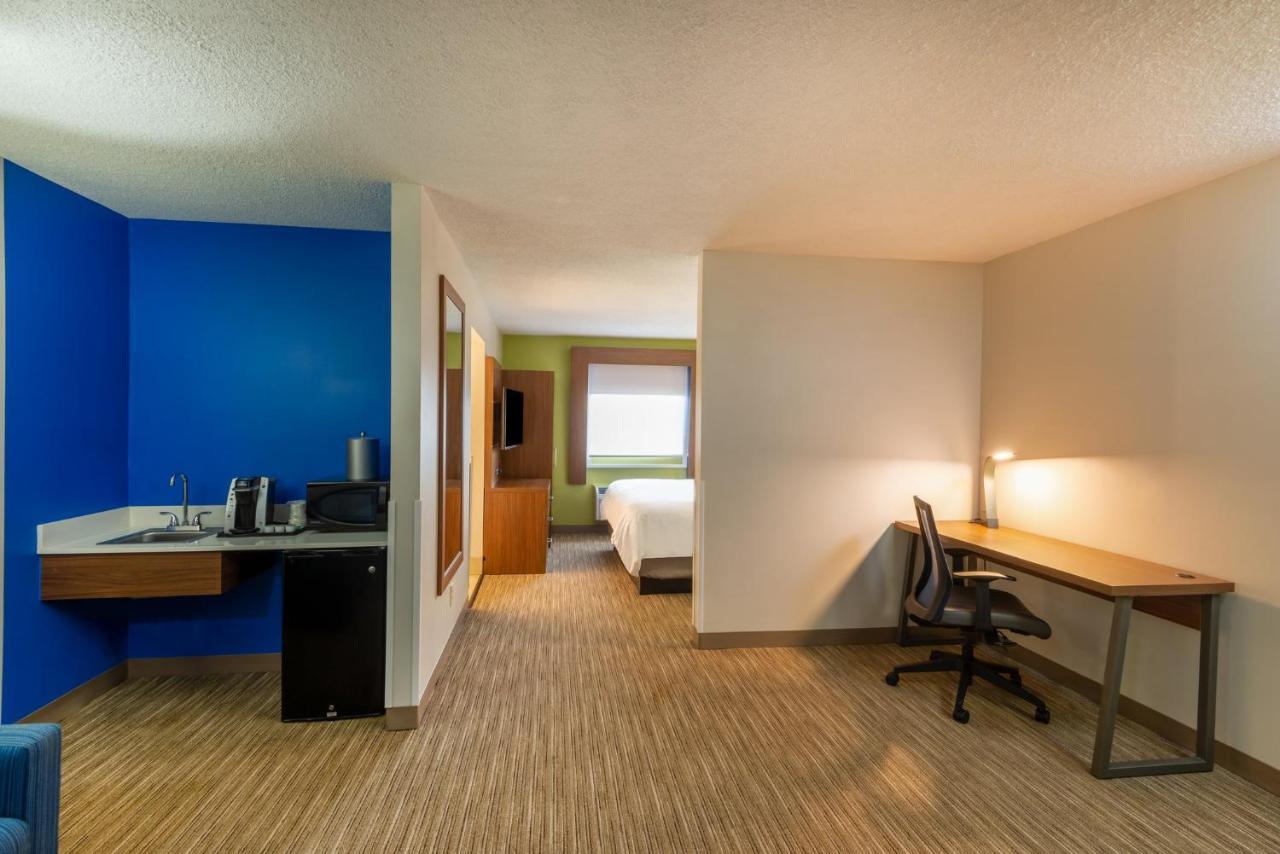 Holiday Inn Express Vermilion By Ihg Eksteriør billede