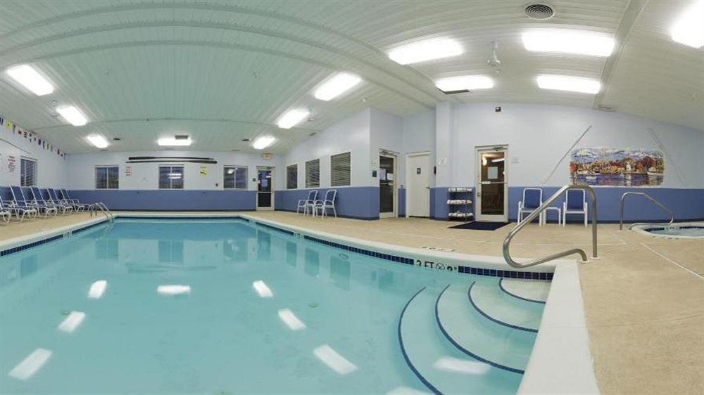 Holiday Inn Express Vermilion By Ihg Eksteriør billede